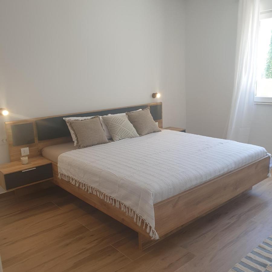 Pina Tourist Apartments Vodice Zewnętrze zdjęcie
